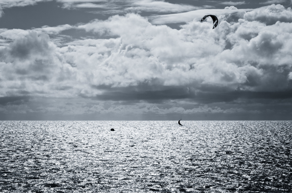 And Liftoff Kiting Sea Meer