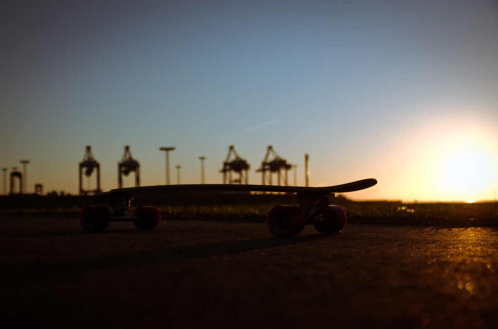 Momentum Longboard Bremerhaven Sunset Sonnenuntergang Harbour Hafen Sky Himmel Desktop Wallpaper Hintergrundbild